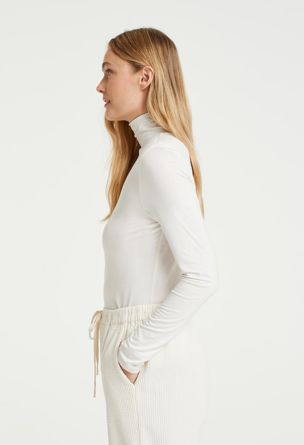 Sariette Turtleneck