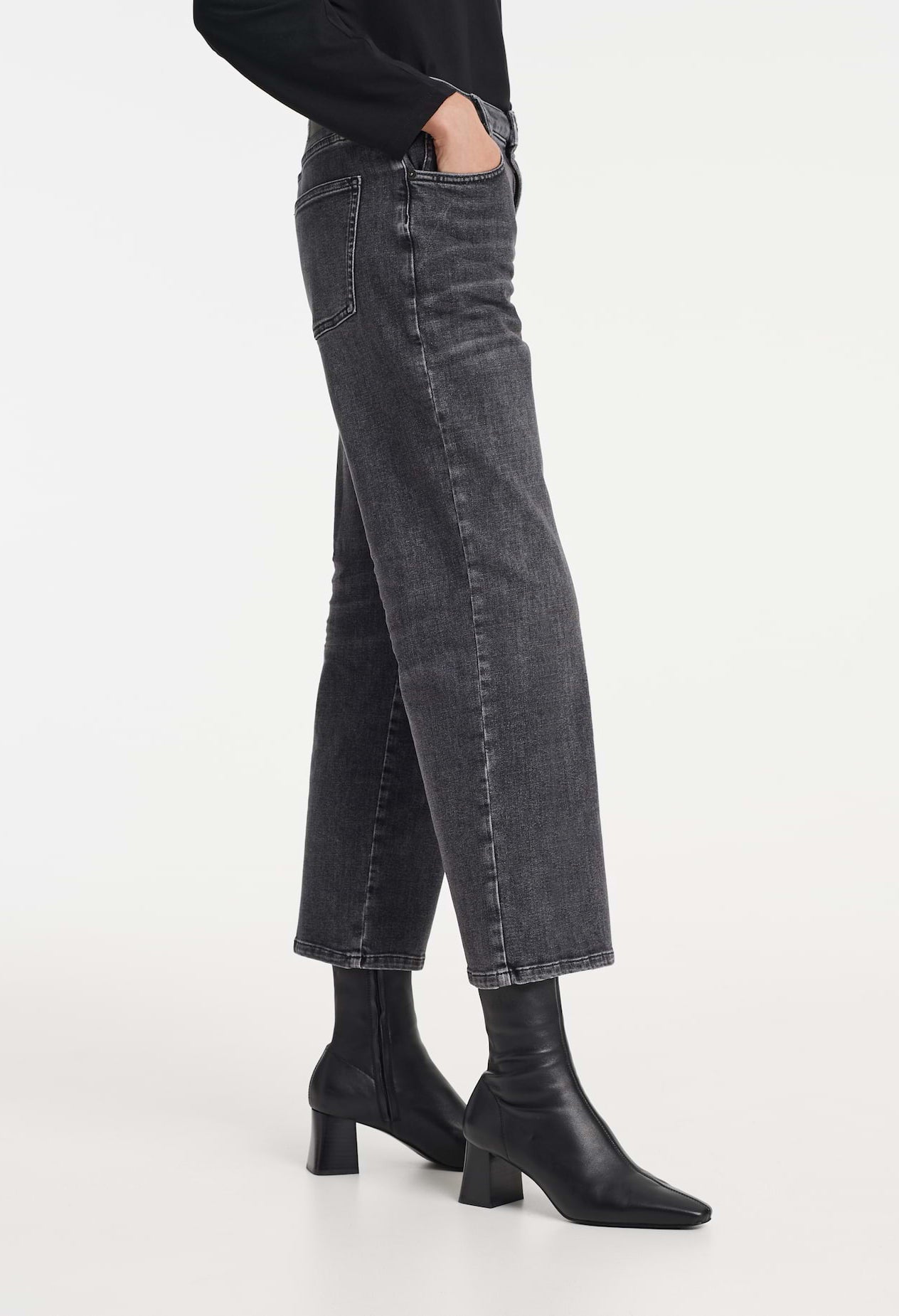 Lani Light Coal Jeans