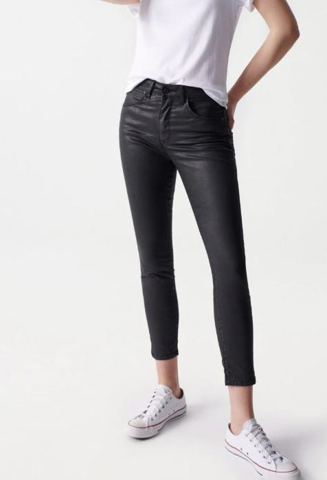 FAITH PUSH IN CROPPED JEANS WITH COATING