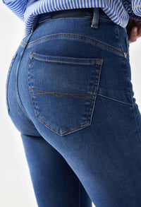 Faith Push In Jeans