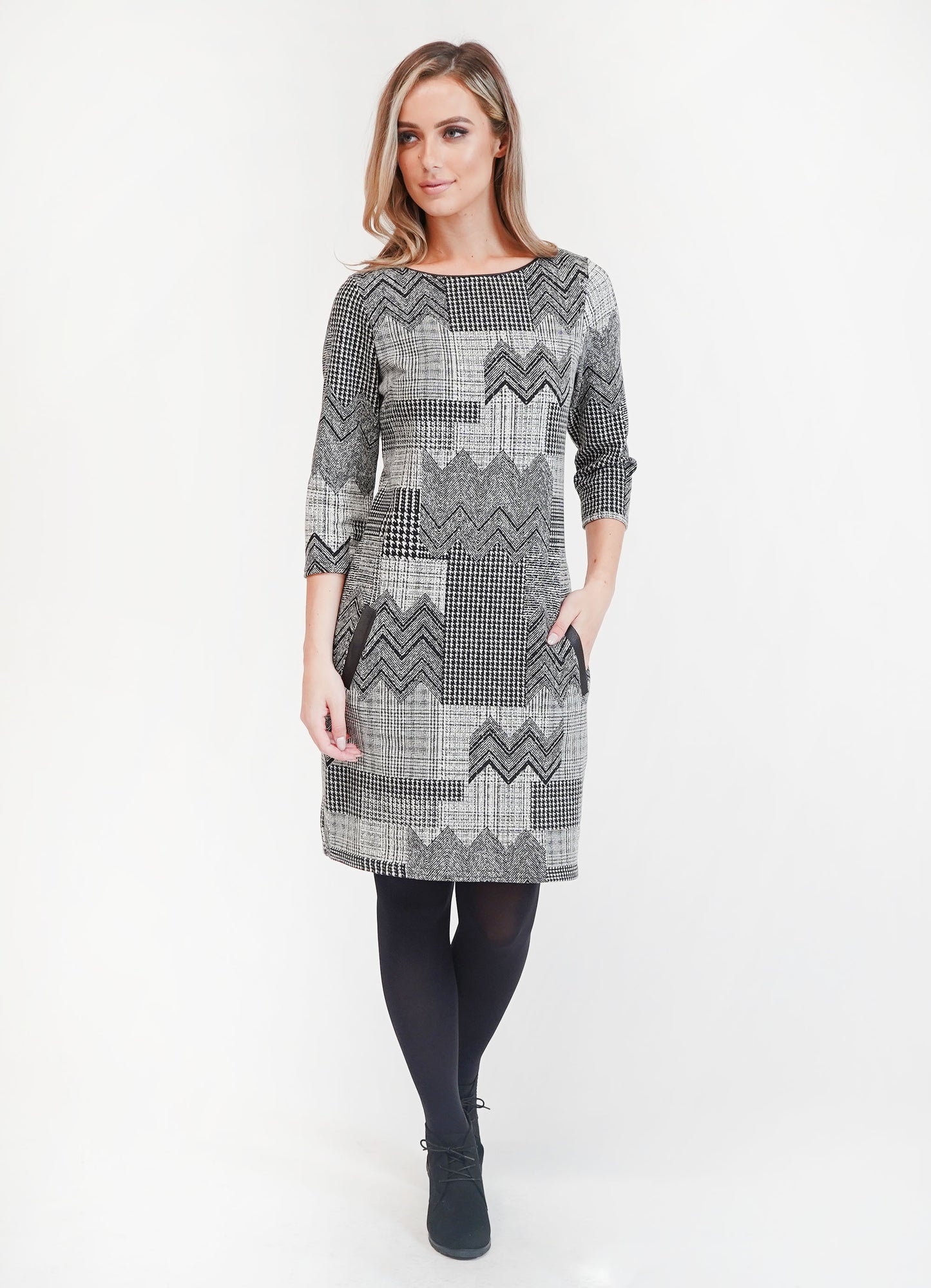 Printed Long Sleeve Knit Shift Dress