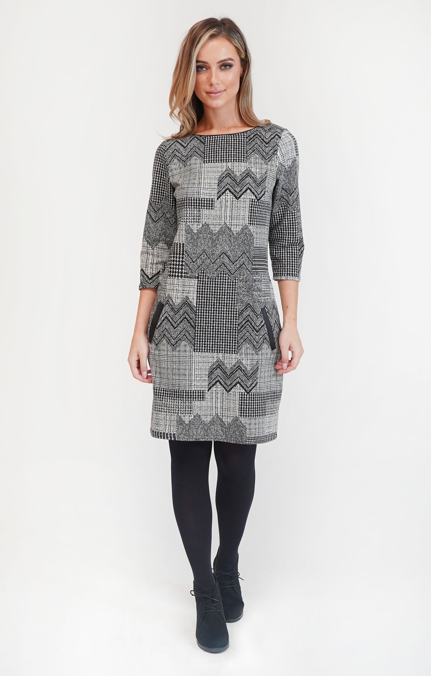 Printed Long Sleeve Knit Shift Dress