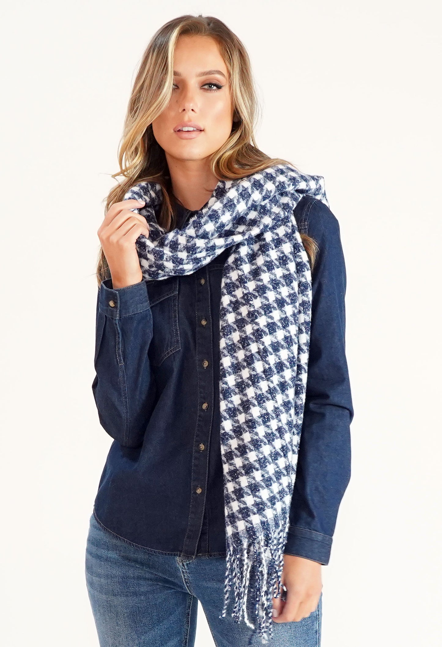 Houndstooth Scarf-1