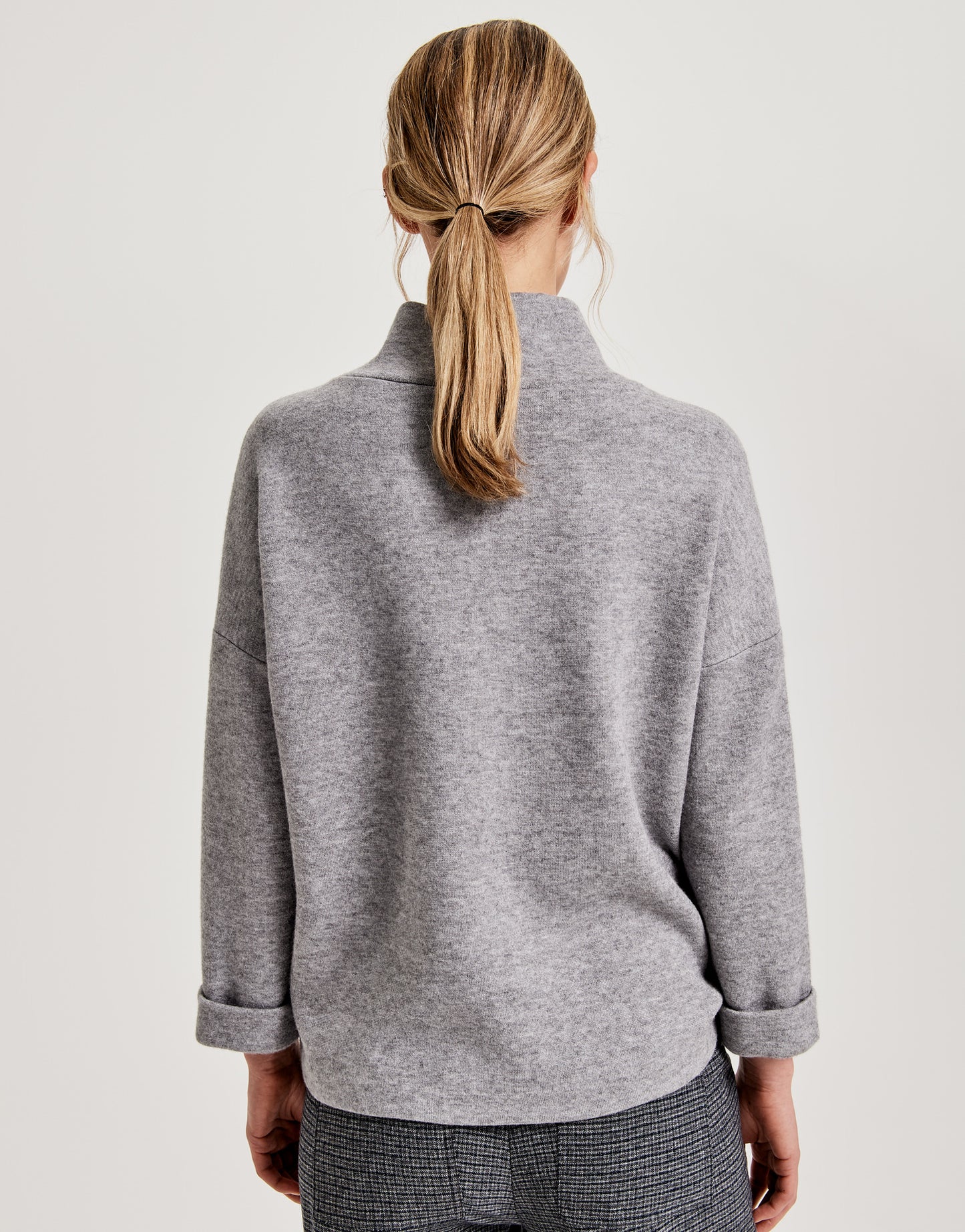 Grey Sweatshirt