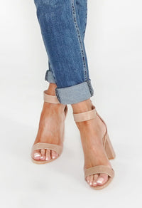 NUDE CROC PRINT BLOCK HEEL SANDAL