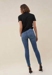 PUSH IN SECRET SKINNY JEANS WITH SHINY DETAILS