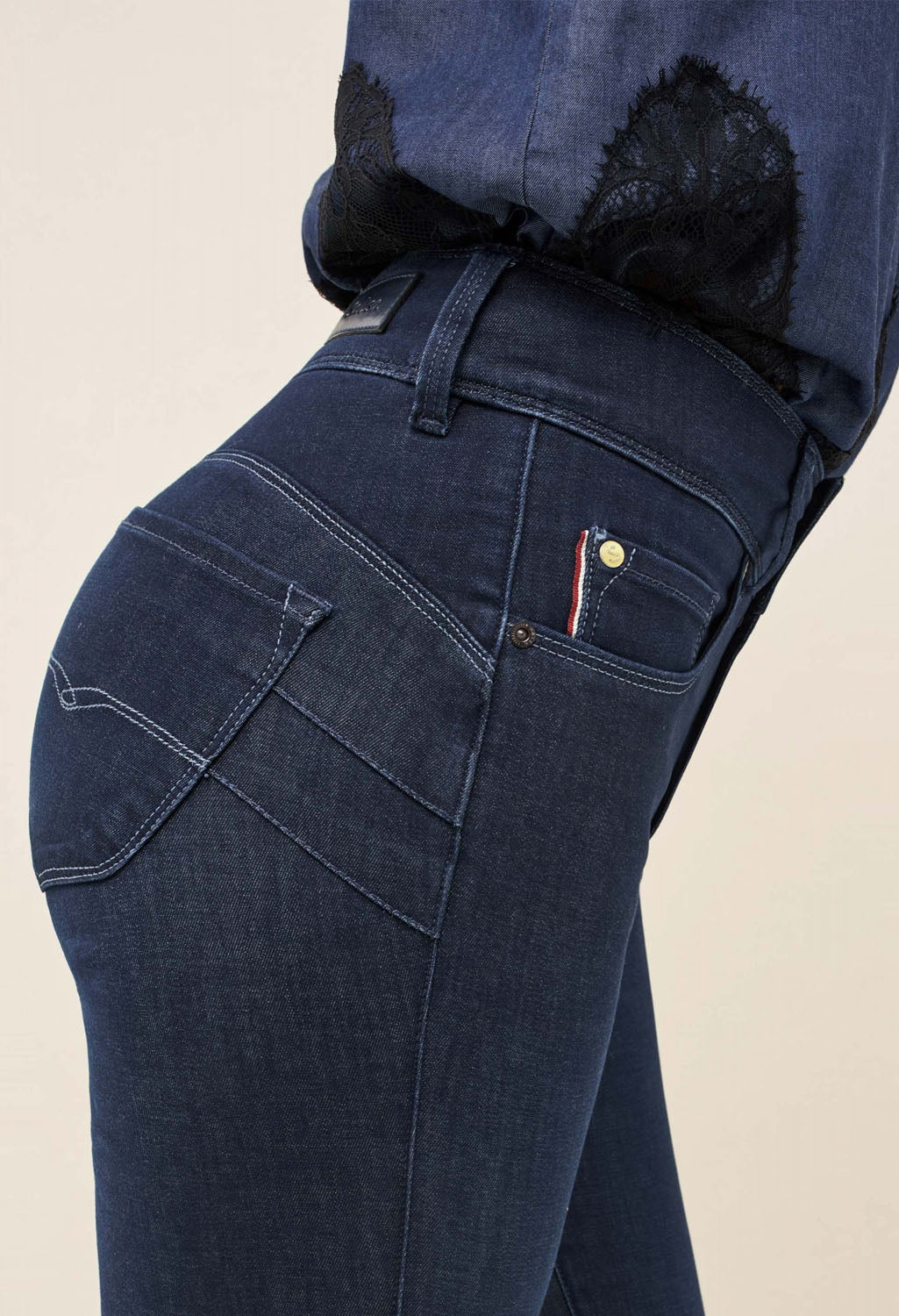 PUSH IN SECRET SKINNY DENIM2GO JEANS