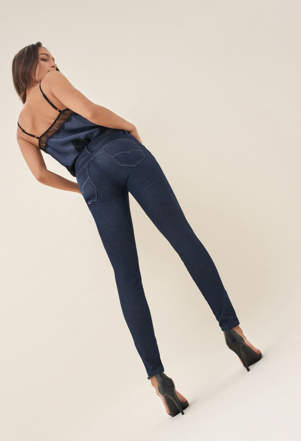 PUSH IN SECRET SKINNY DENIM2GO JEANS