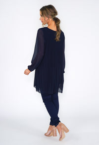 LONG NAVY PLEAT TOP