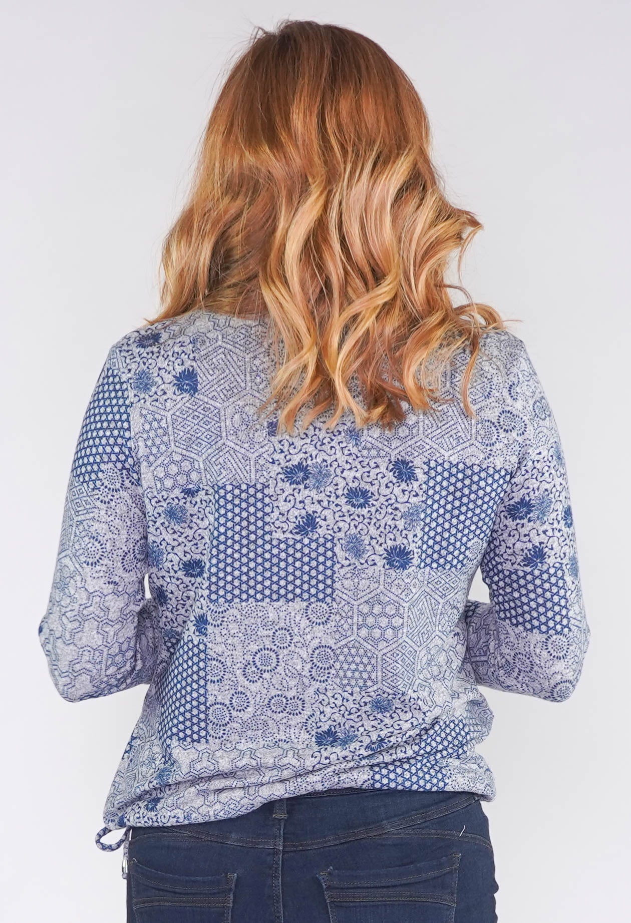 GEOMETRIC TONAL DESIGN TOP WITH SILVER PEARL DETAILS