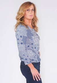 GEOMETRIC TONAL DESIGN TOP WITH SILVER PEARL DETAILS