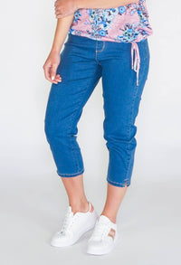 SUDDENLY SLIMMER PULL ON DENIM CAPRI