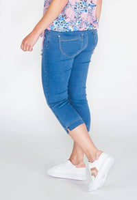 SHAPE & LIFT SUMMER 5 POCKET CAPRI PANTS - LIGHT DENIM