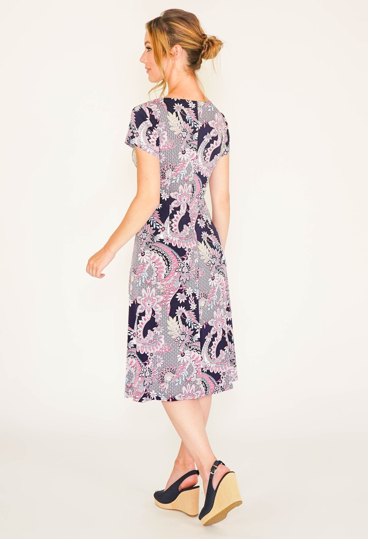 PANEL FRONT DRESS IN A NAVY AND PINK PAISLEY PRINT