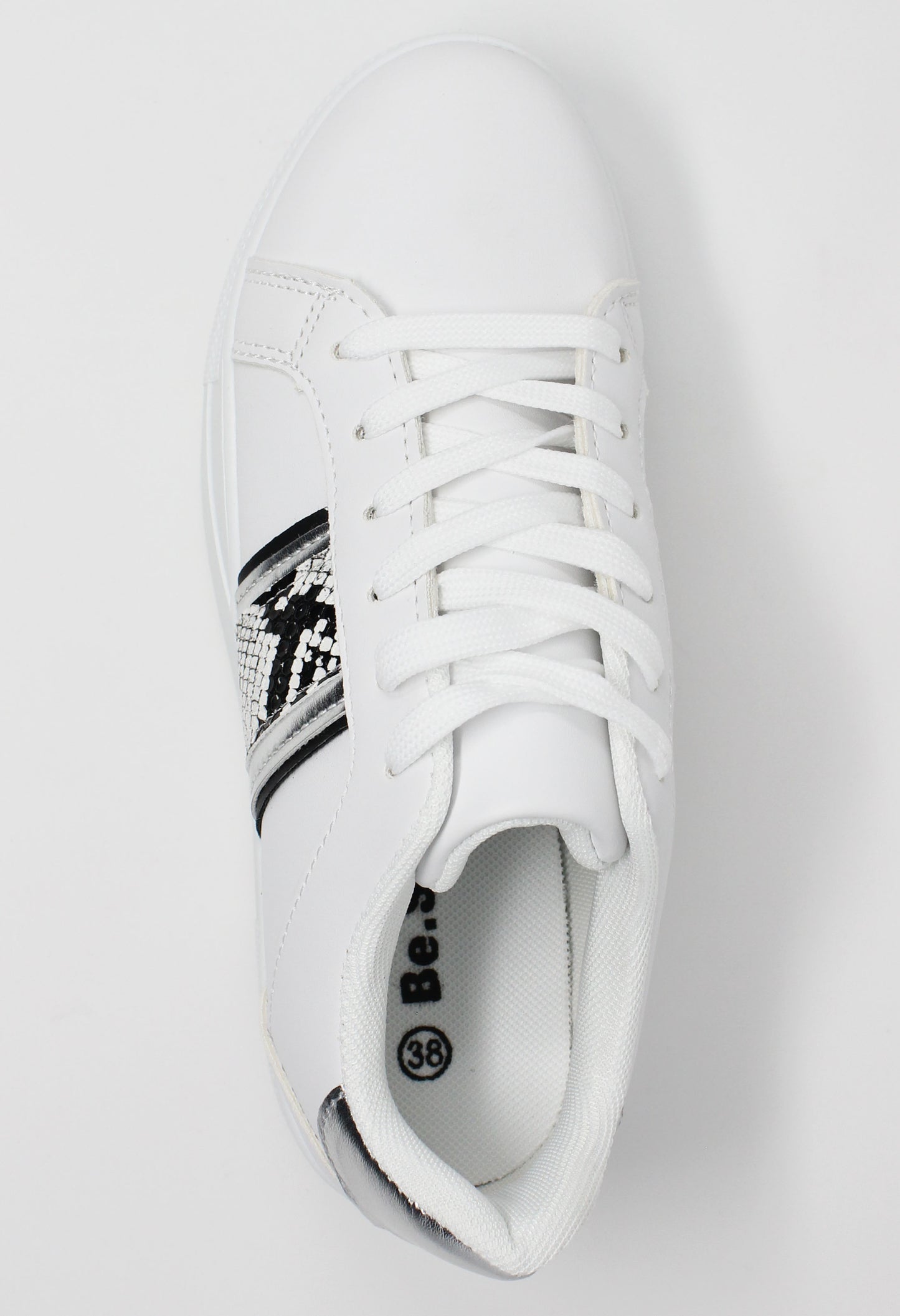 SNAKE DETAIL WHITE TRAINER