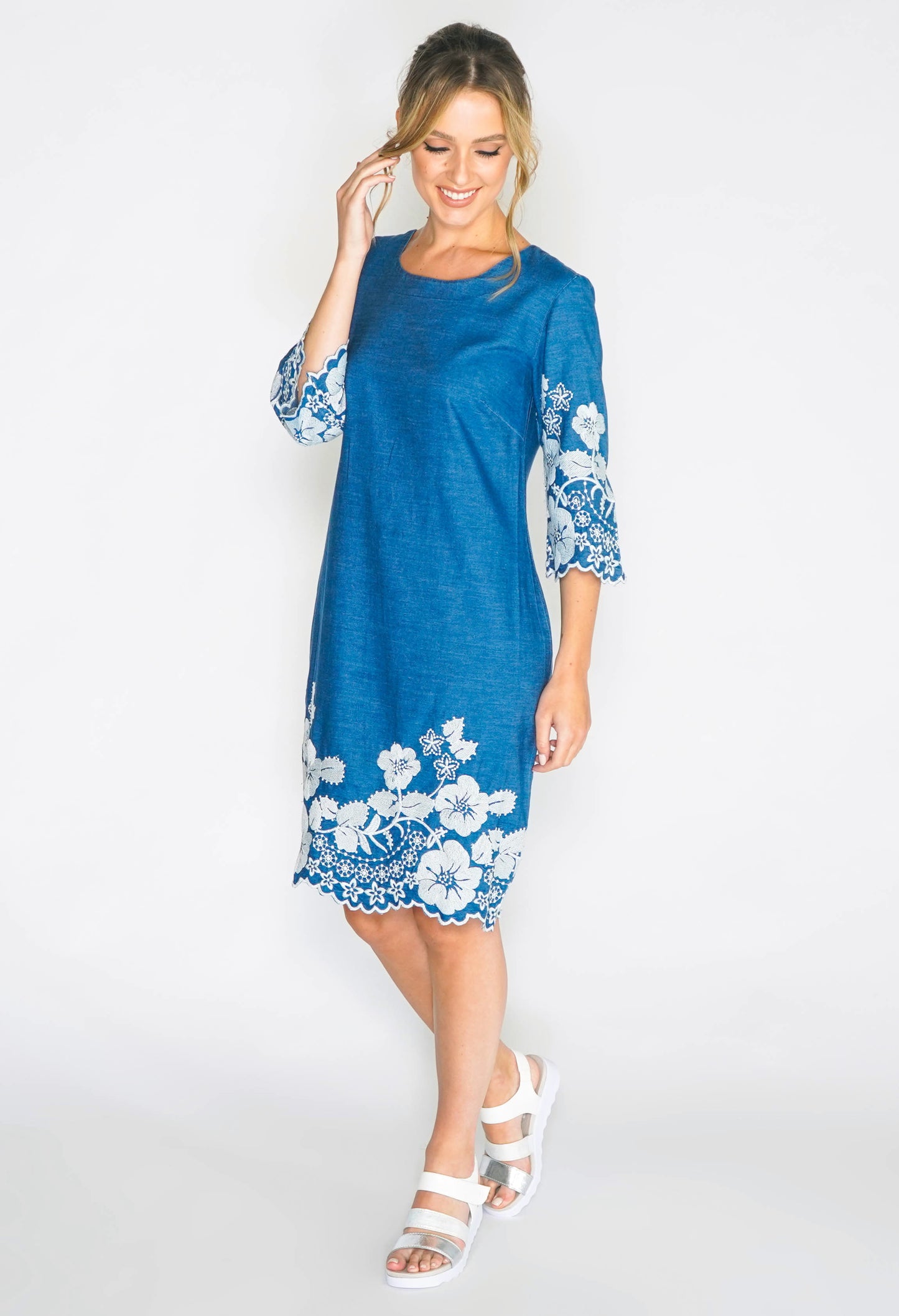 Border Embroidery Sleeve Dress