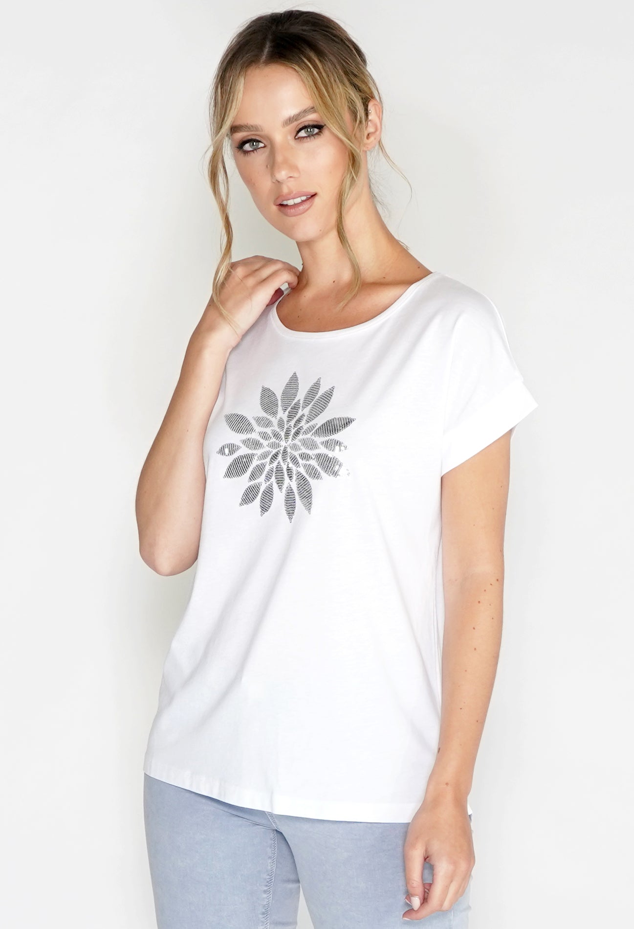 Mosaic Flower Sequin Detail T-shirt