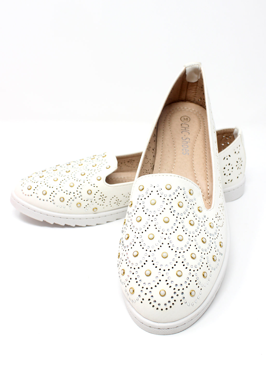 White Lightweight Pump with Decorative Stones