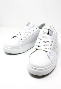 Lightweight White 6 Eye Laced Trainer