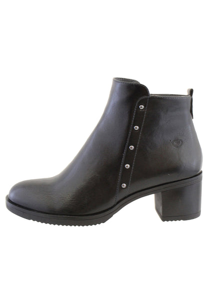 Black Leather Look Plain Front, Side Zip Block Heel Ankle Boot