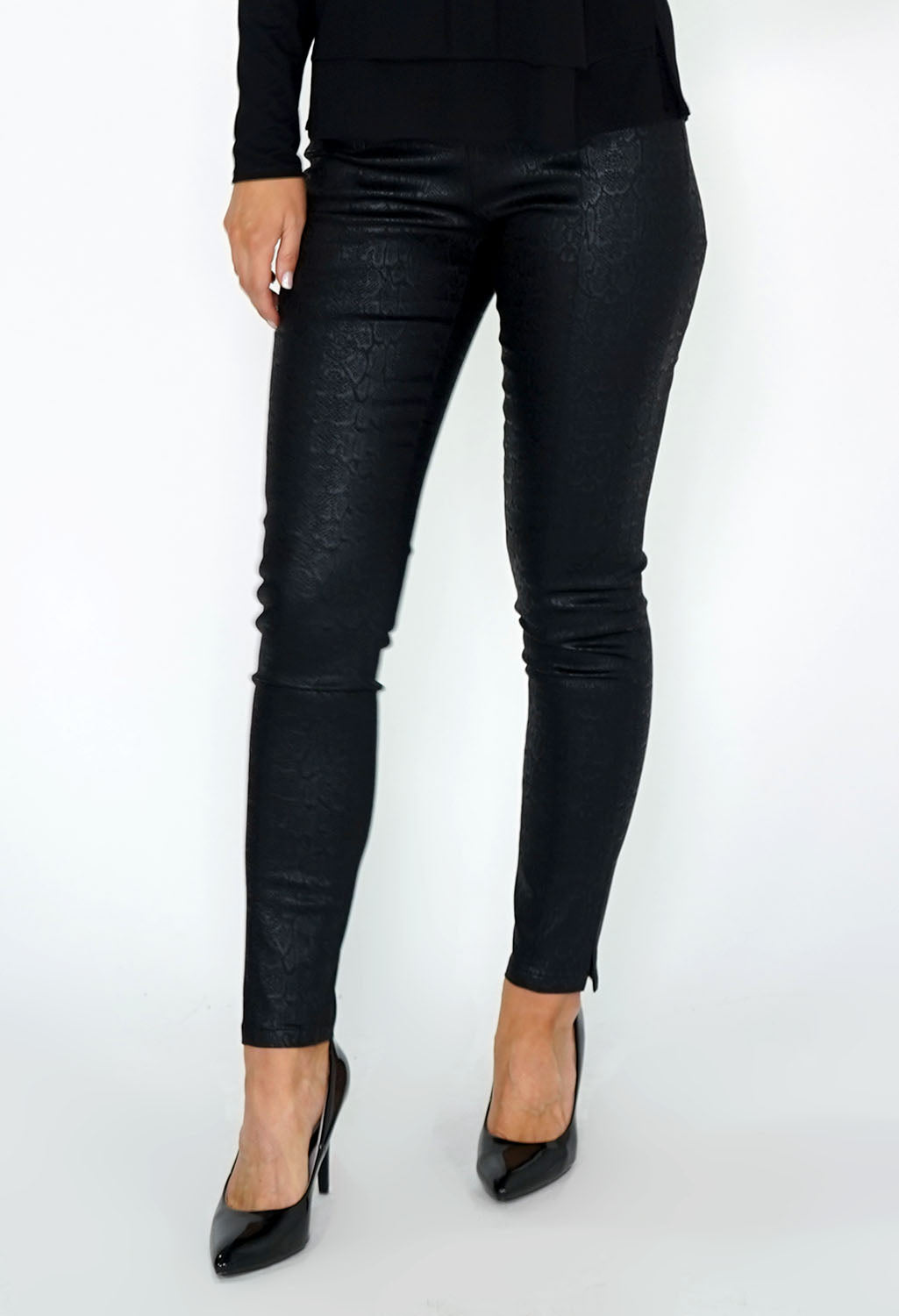 Zapara Black Snake Print Leggings