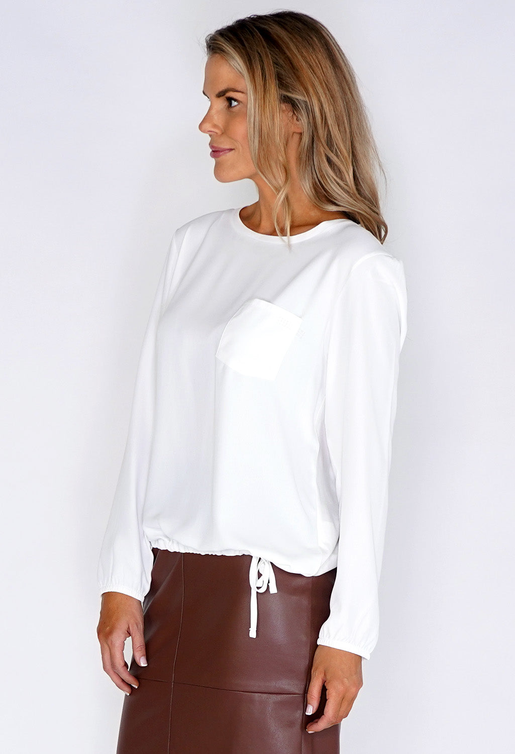 Erfo White Pocket Detailed Blouse with Tied Hem