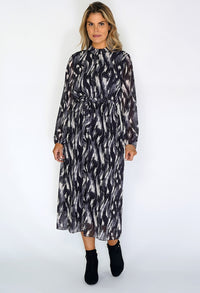 Zapara Grey Flowing Midi Dress