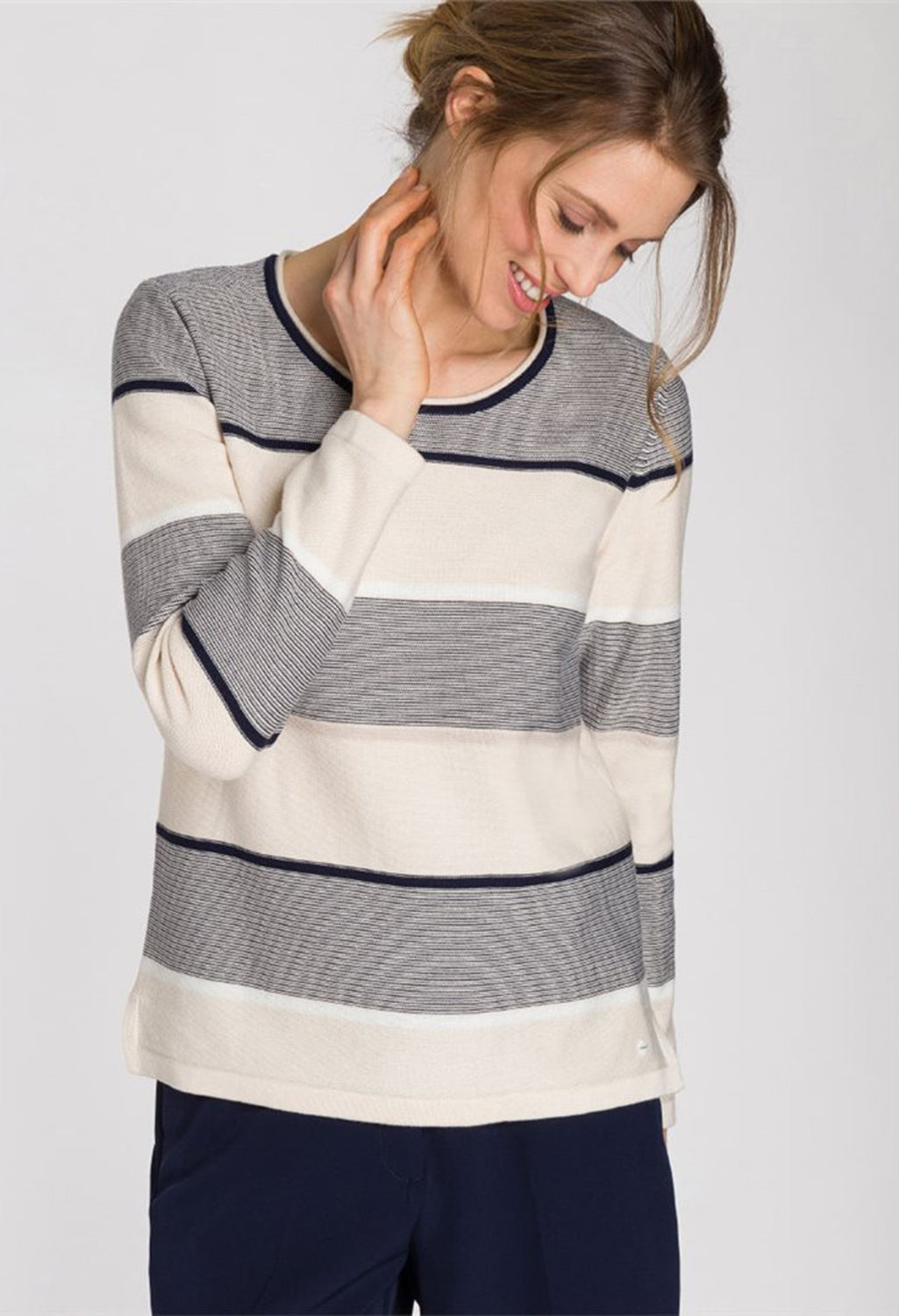 Round Neck Stripped Jumper