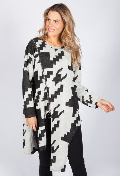 GEOMETRIC DESIGN KNIT LONG TOP WITH ZIP DETAILS