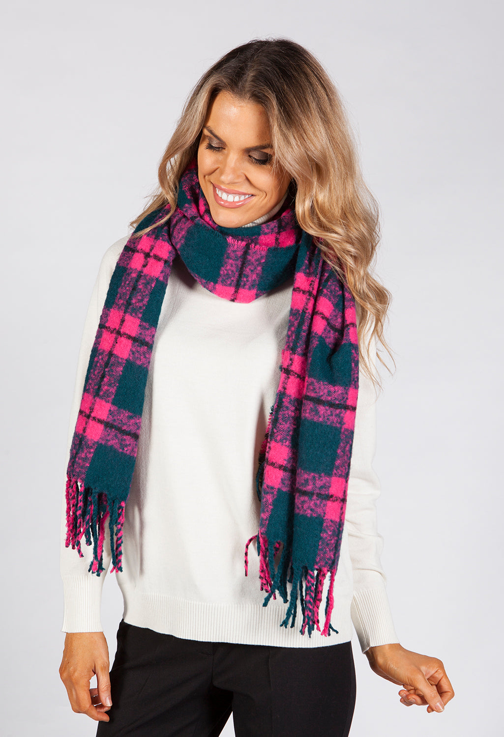 Fuchsia Checked Knit Scarf