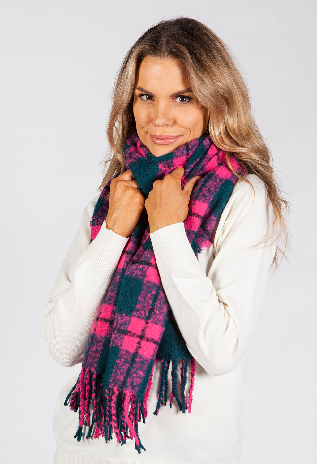 Fuchsia Checked Knit Scarf