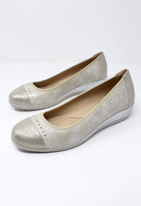 Low Wedge Silver Lightweight Pumps