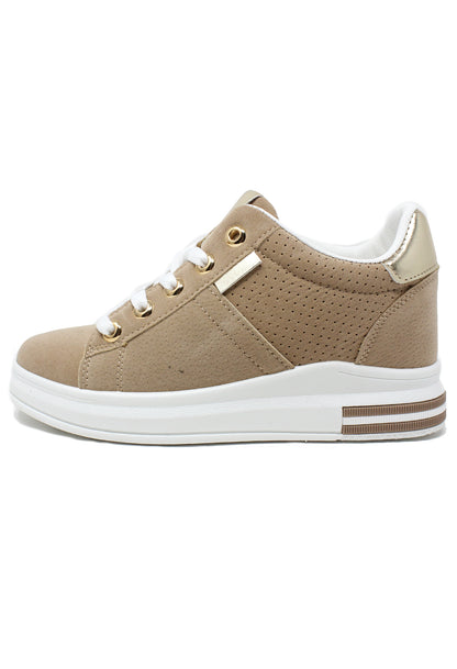 Beige trainer with Gold detail