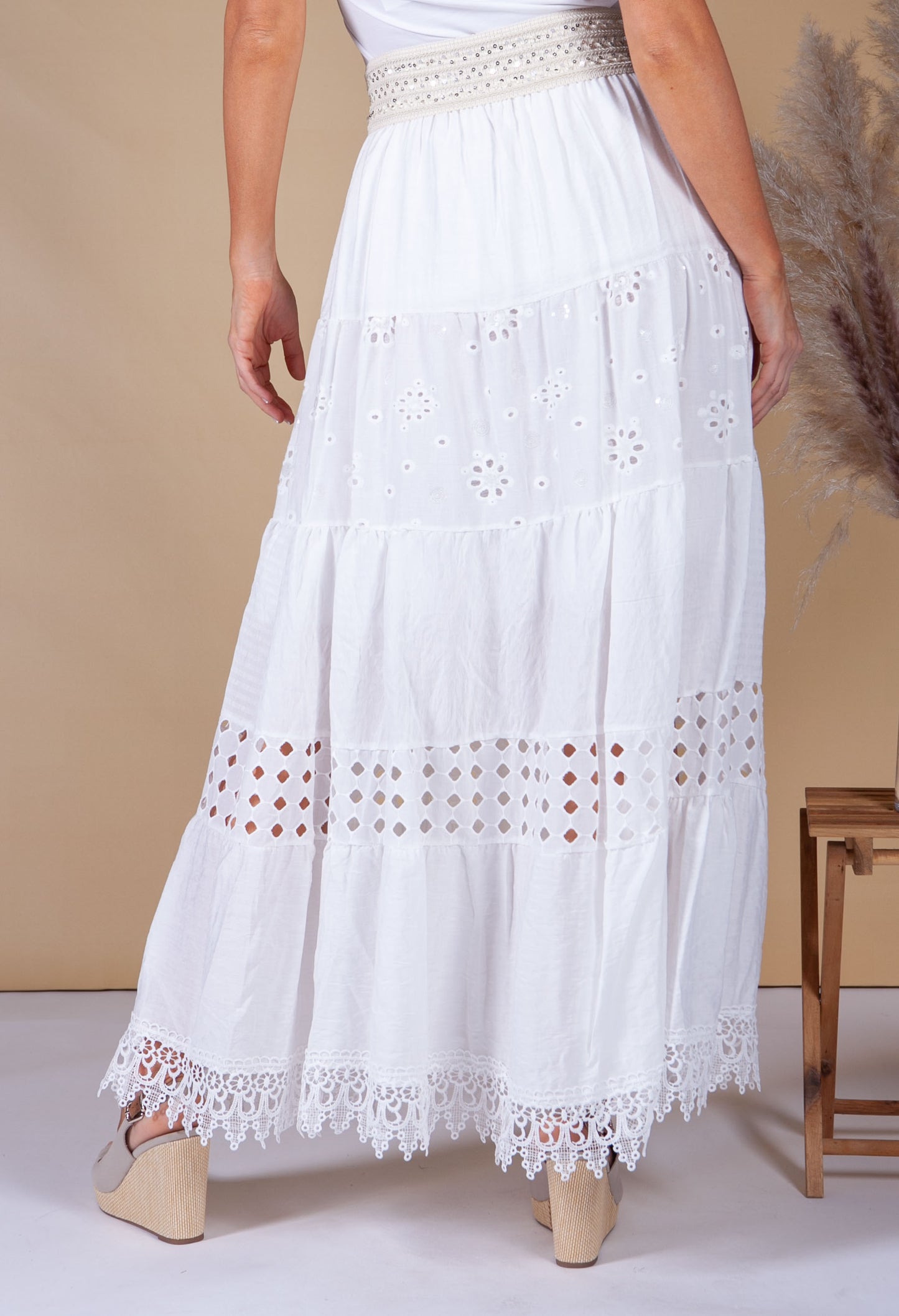 Floral Embroidered Long Skirt