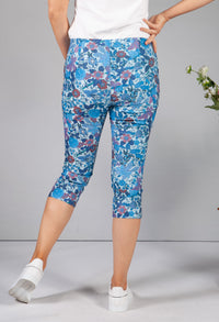 Blue Floral Print Pull Up Capris