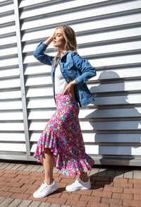 Forget Me Not Floral Print Skirt in Pink