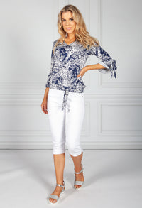 Wall Flower Print Top with Tied Hem