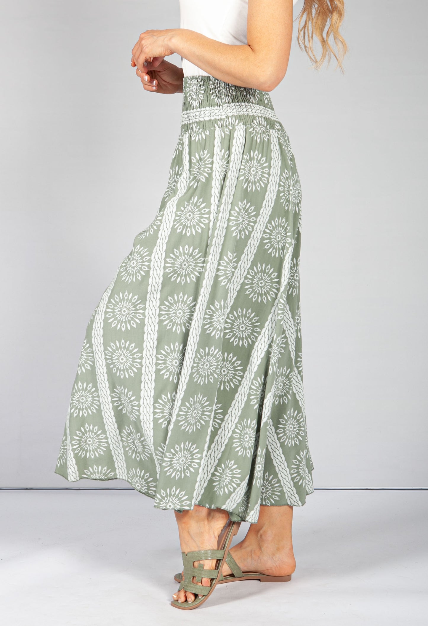 Summer Burst Print Trousers in Sage