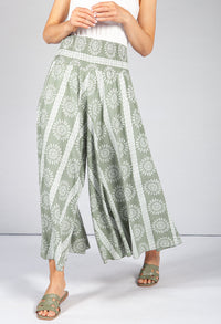 Summer Burst Print Trousers in Sage