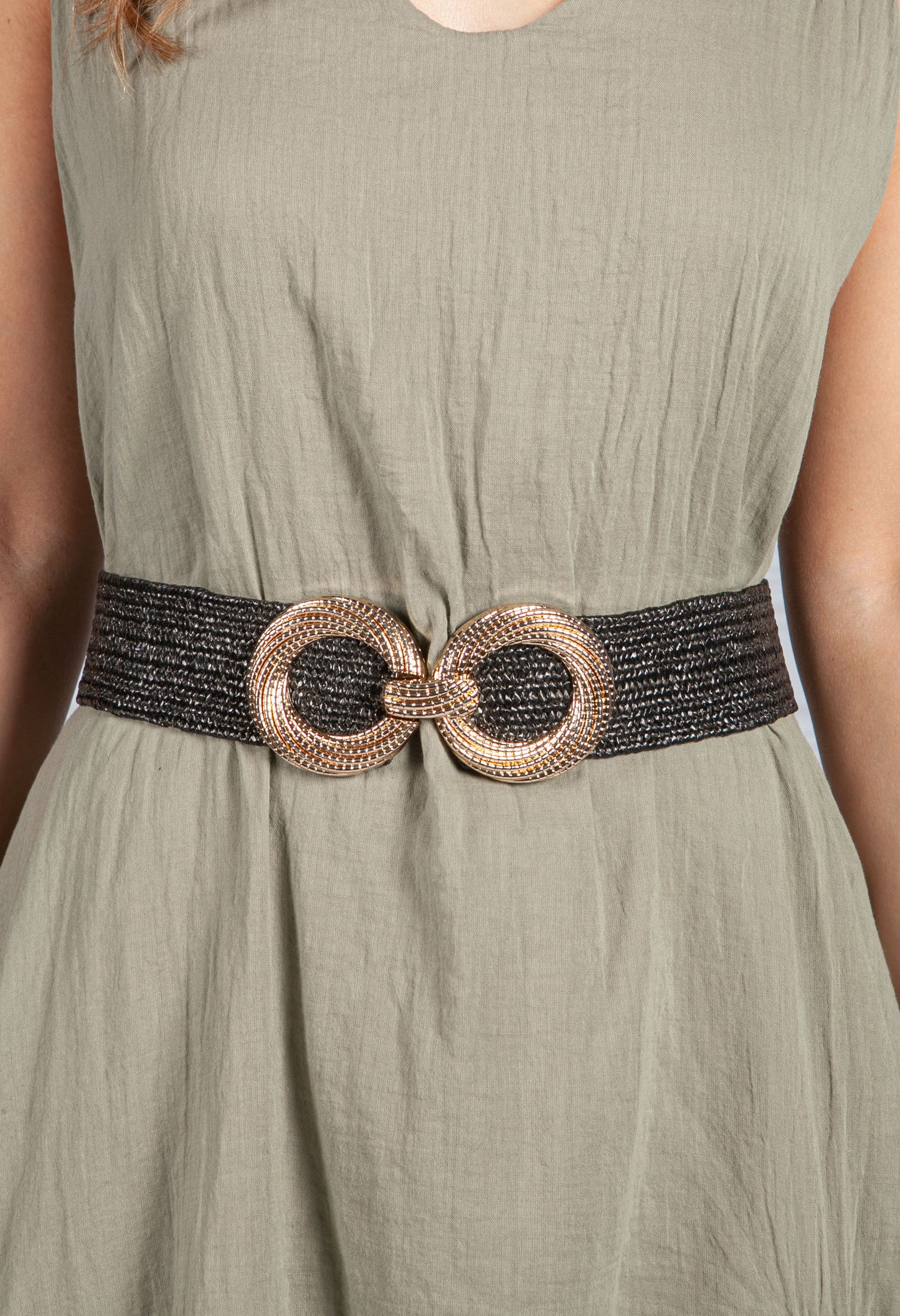 GOLD BUCKLE BLACK WICKER BELT