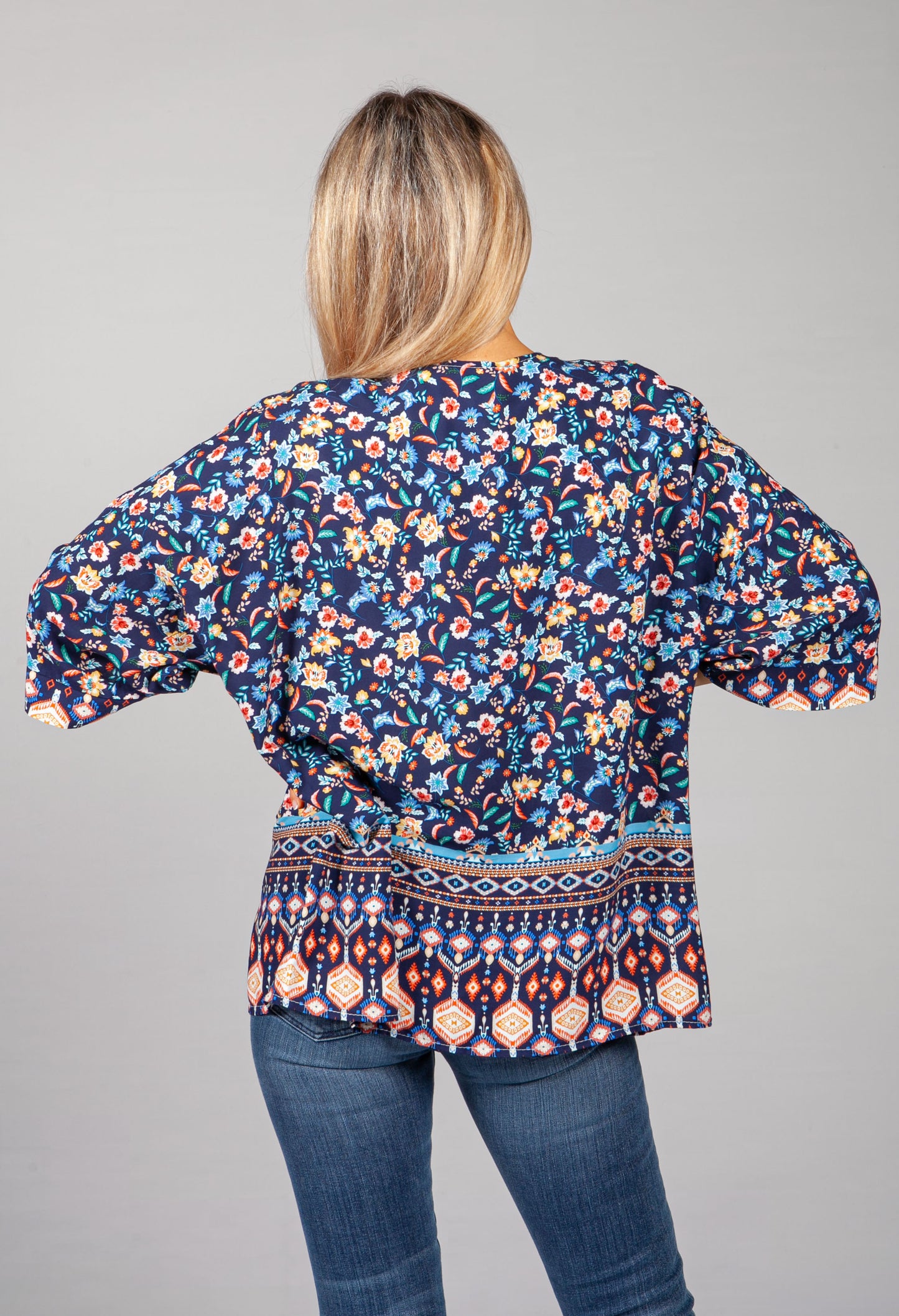 PAMELA SCOTT FLORAL KIMONO STYLE CARDIGAN IN NAVY