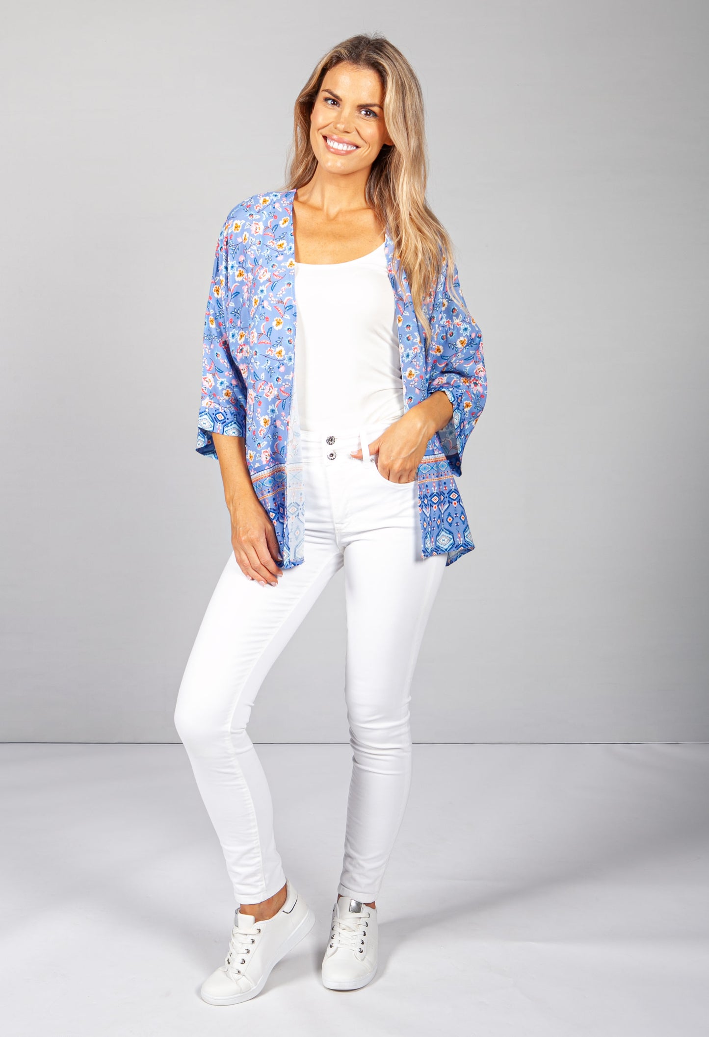 PAMELA SCOTT FLORAL KIMONO STYLE CARDIGAN IN LILAC