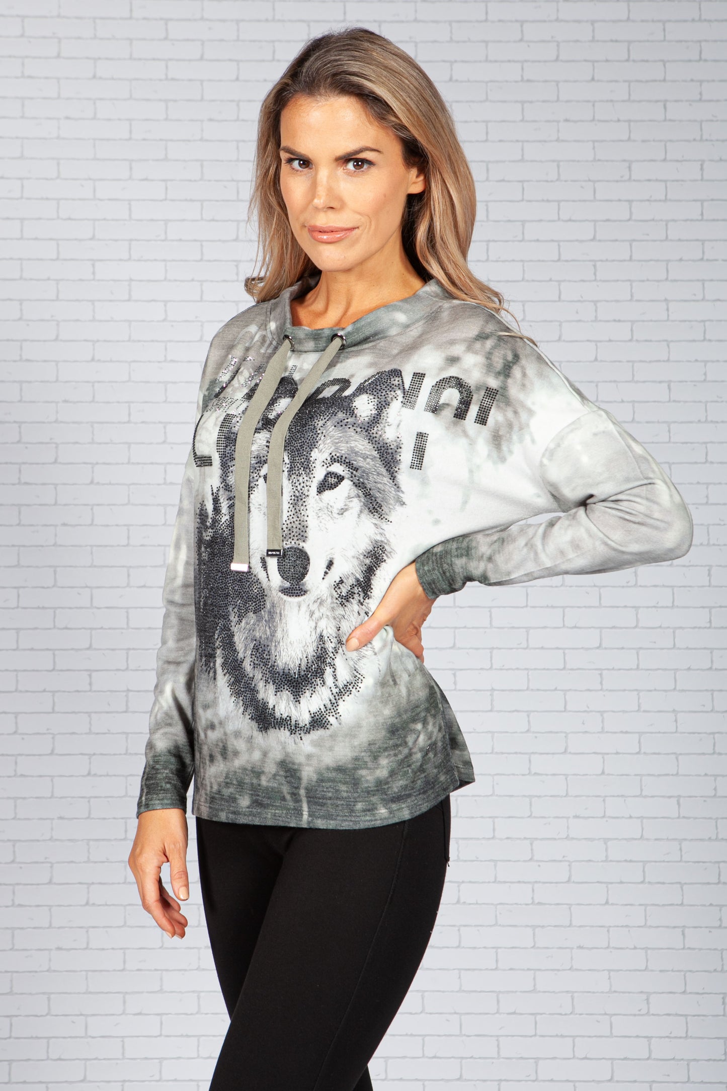 Wolf Sweater with Rhinestones