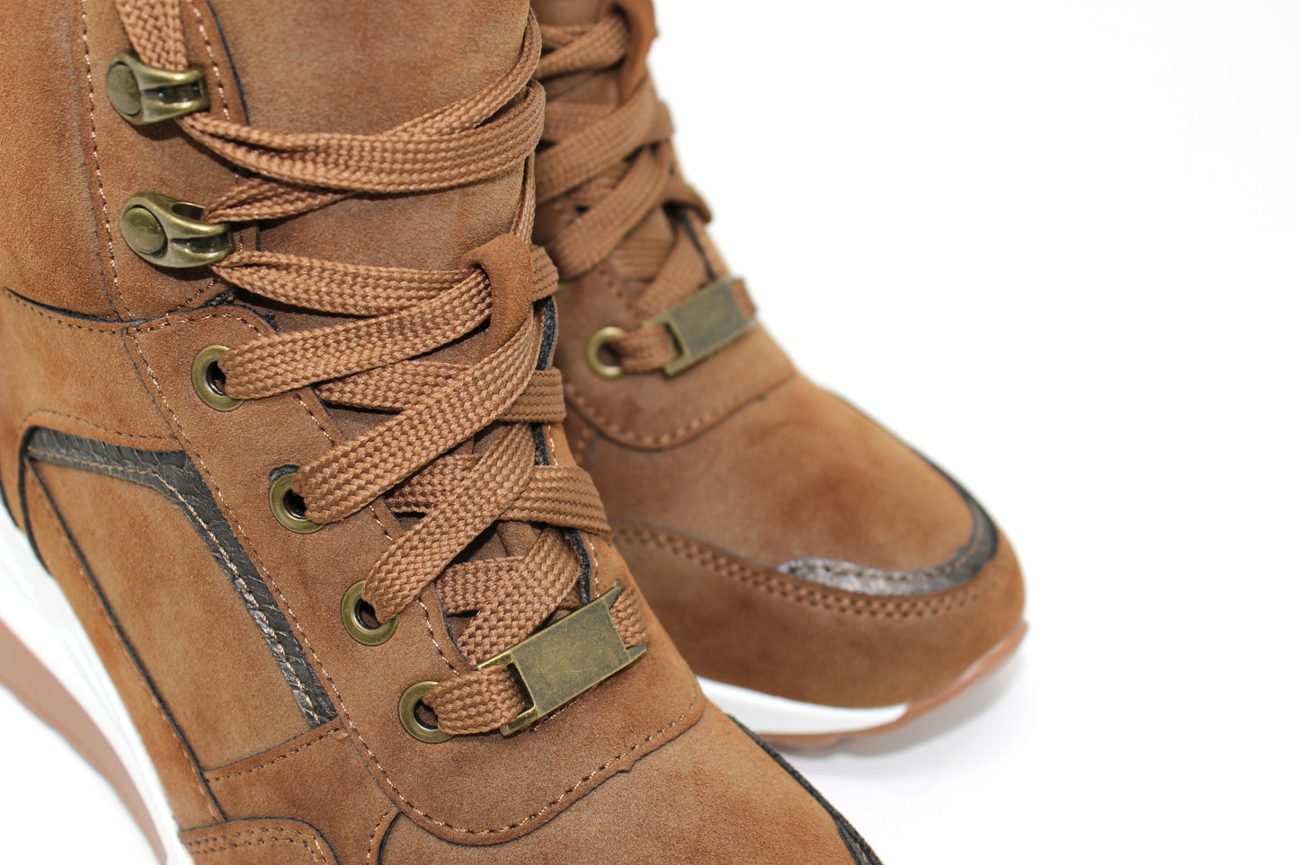 Camel Hiking Look Ankle Boot