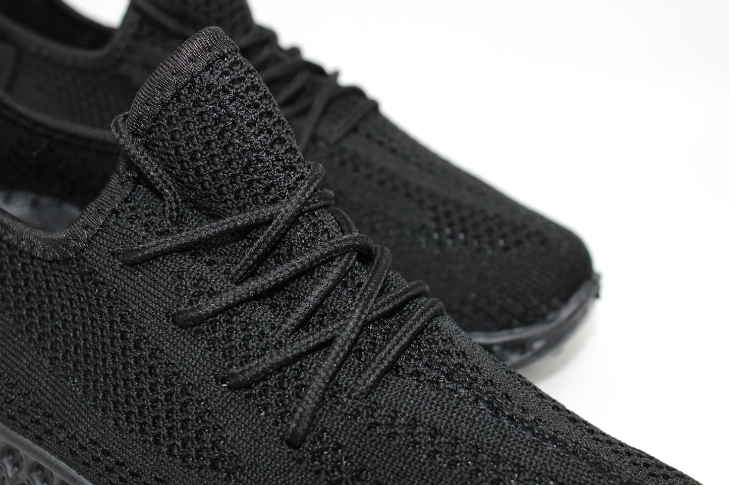 Black Pull-on elasticated Trainer