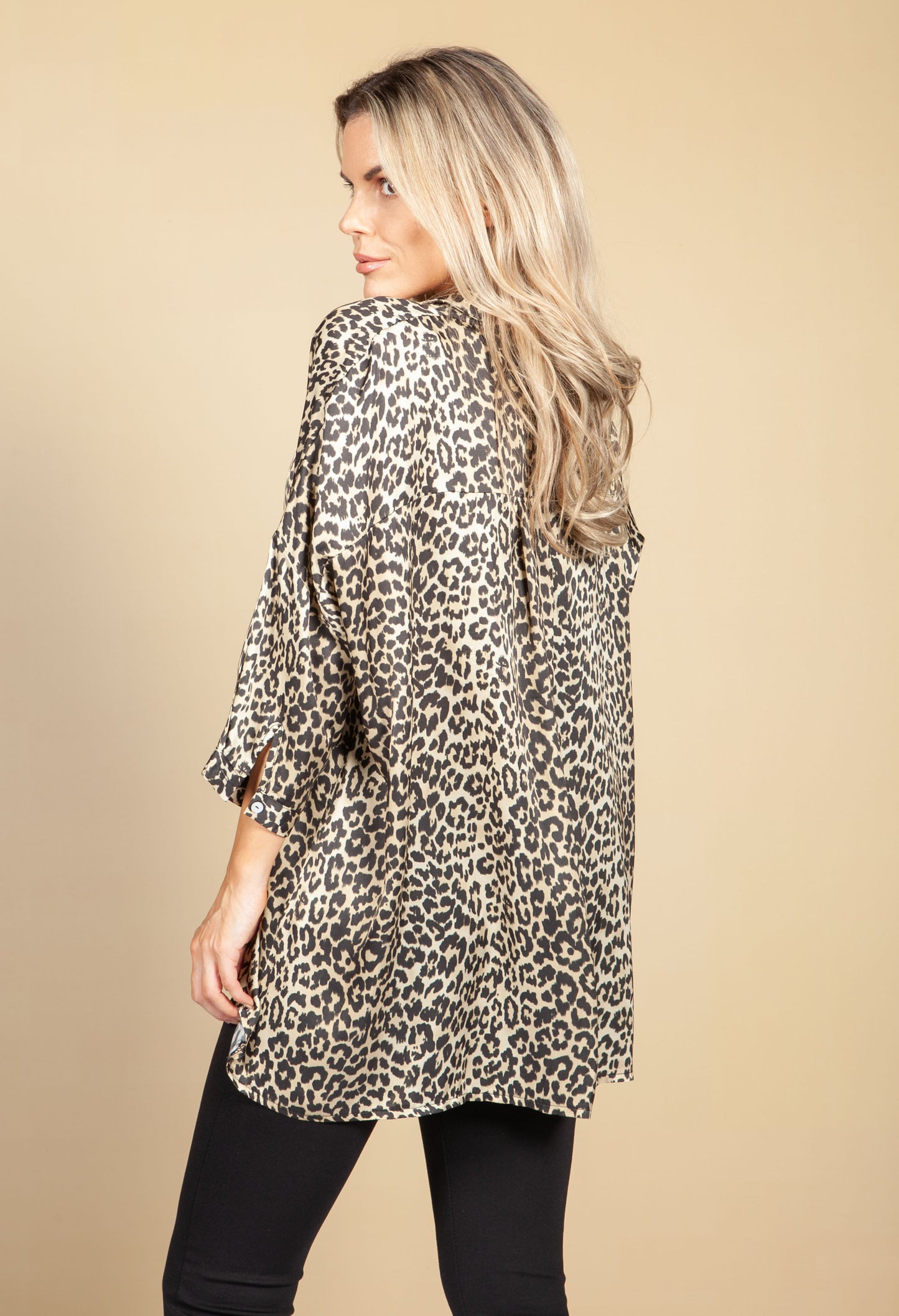 Silky Feel Leopard Print Shirt