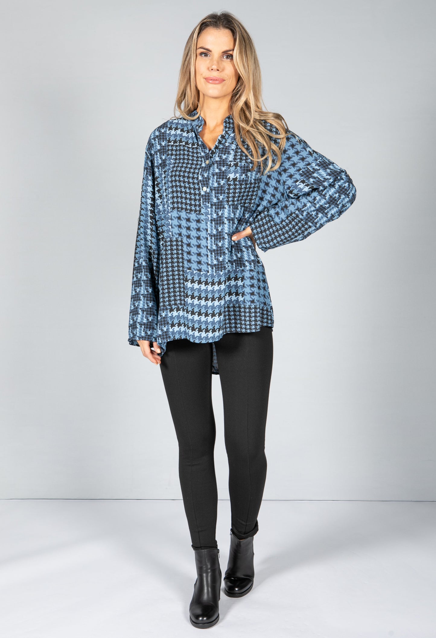 Hounds Tooth Blouse in Blue Mix