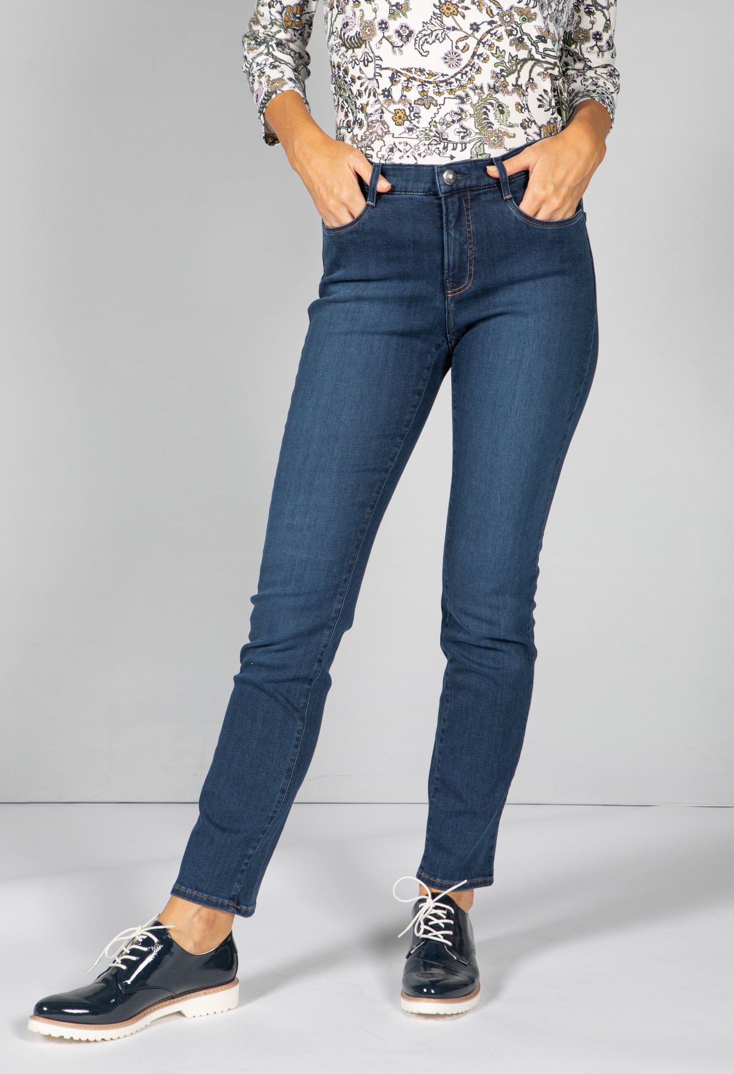 Blue Mary Regular Fit Jeans