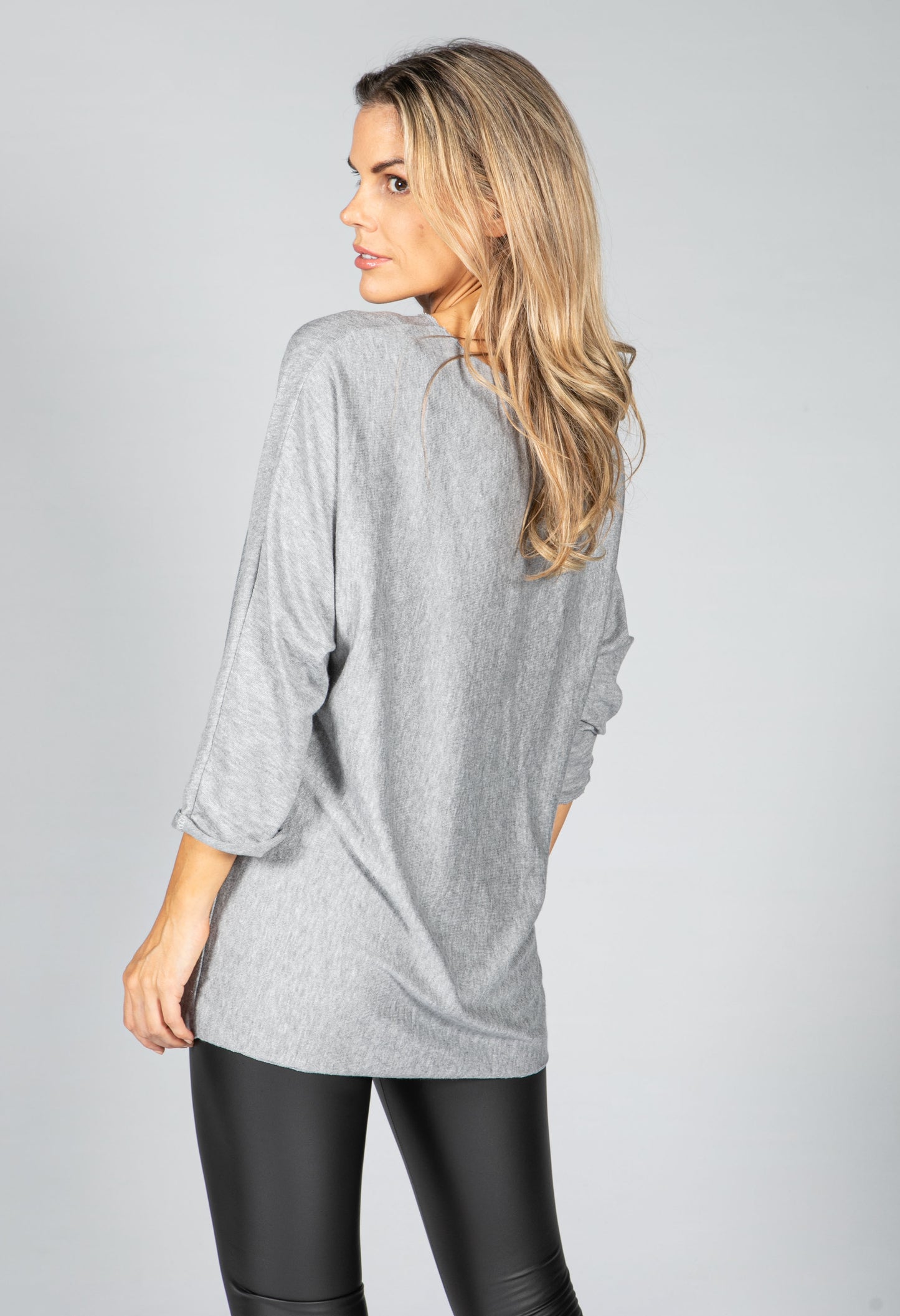 Fine Knit Star Design Top in Light Grey