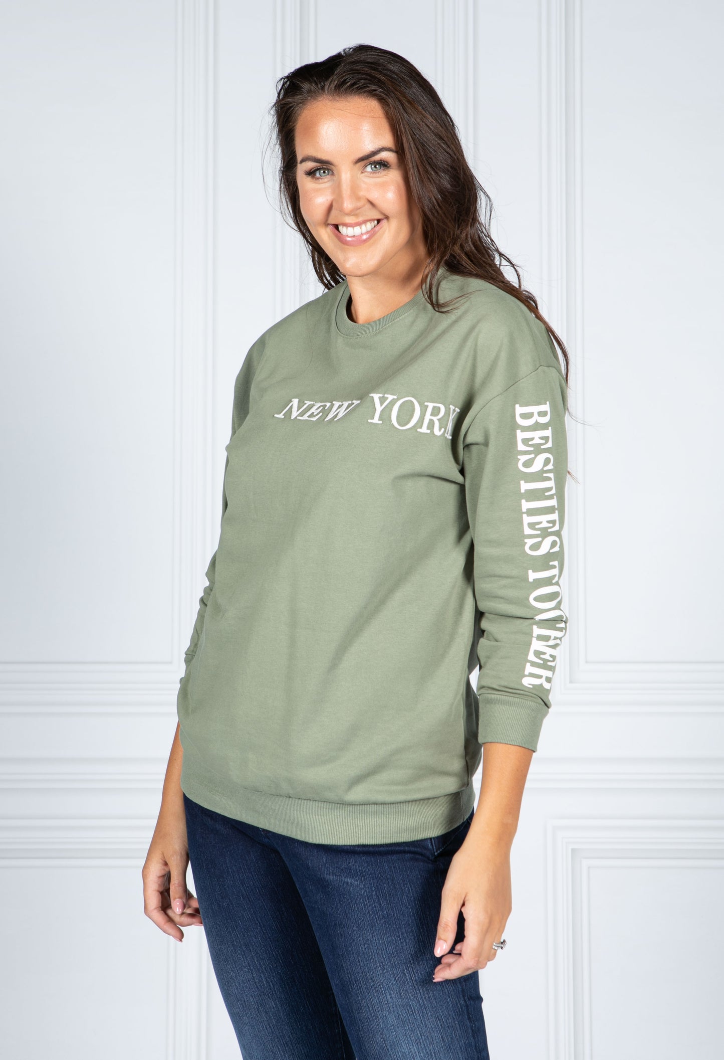 NEW YORK VARSITY CREW NECK JUMPER IN MOSS GREEN